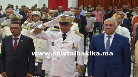 بالصور: عامل إقليم تارودانت يترأس مراسيم الإنصات للخطاب الملكي السامي بمناسبة الذكرى الرابعة والعشرين لعيد العرش المجيد