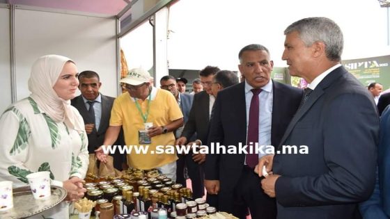 بالفيديو: مشاركة التعاونية الفلاحية النسوية سكينة من تالوين في المعرض الدولي للمنتوجات المحلية بأكادير sipta2023