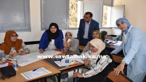 بالفيديو والصور: أجواء اليوم الختامي للدورة التكوينية حول التدريس وفق المقاربات البيداغوجية الفعالة لفائدة أستاذات وأساتذة اعداديات الريادة بتارودانت