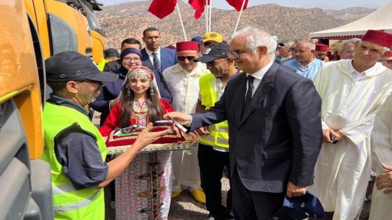 بالفيديو والصور: وزير التجهيز والماء بركة يحل بتارودانت ويتفقد 21 وحدة آلية مقتناة لمواجهة الكوارث الطبيعية بسد سيدي عبد الله بتمالوكت ويعطي انطلاقة الشطر الثاني لمحور طرقي بتافنكولت