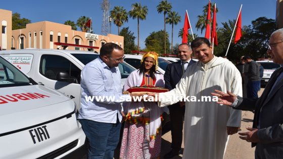 تارودانت: عامل الإقليم يشرف على توزيع 21 سيارة اسعاف المقتناة في اطار المبادرة الوطنية للتنمية البشرية لفائدة جماعات بالإقليم