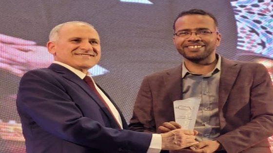 فوز الصحفي سالم عبد الفتاح بجائزة الصحافة للصحراء عن فئة الترافع الإعلامي