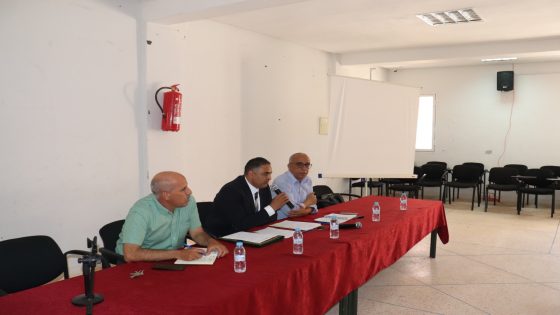 تارودانت: المدير الإقليمي يترأس اجتماعا مع رؤساء المؤسسات التعليمية بالثانوي بسلكيه بتارودانت
